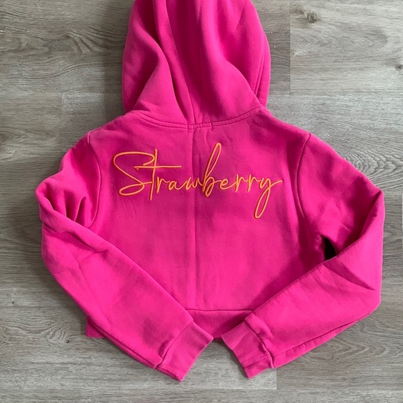 Strawberry Milk Mob - HOT PINK Cropped Zip and Short - Picture 3 of 11